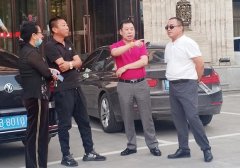 王洪帮董事长走进克东就N47°天然苏打水国庆期间产能销售做新部